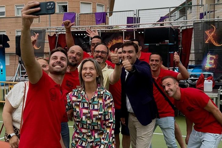 El Barrio de Adoratrices-Defensores celebra sus fiestas con actividades para todos