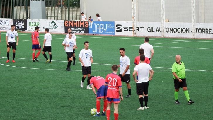 El Hogar Alcarreño, 4-0, compitió mientras le duraron las fuerazas