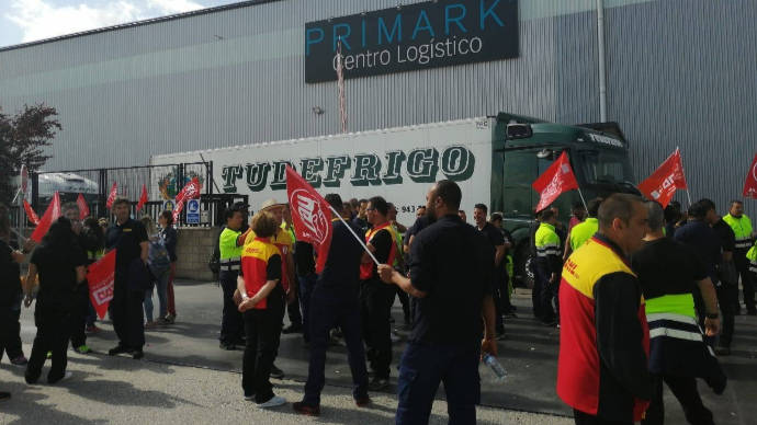 CCOO pide la anulación de obligar a trabajar gratis los sábados en la planta de DHL-Primark en Torija