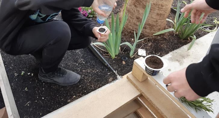 Cuatrocientos alumnos han visitado la Escuela Agroecológica de Alovera