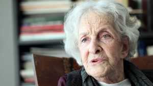 Ida Vitale, Premio Cervantes 2018 publicará en Lumen su libro de memorias "Shakespeare Palace Mosaicos de mi vida en México"