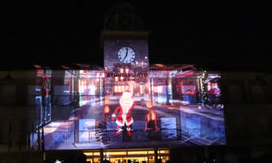 Explosión de luz y color para dar la bienvenida a la Navidad en Cabanillas