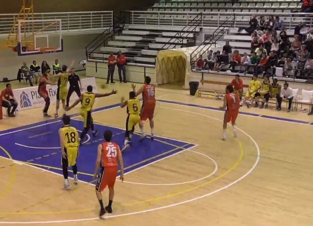 El Isover Basket Azuqueca dio la cara ante un potente Basket Navarra