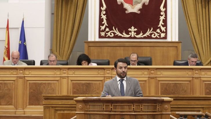 VOX CLM pedirá la comparecencia del vicepresidente de las Cortes por 