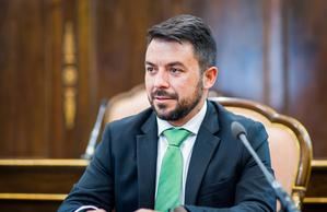 La Diputación de Guadalajara aprueba la moción de VOX para evitar el peaje en las autovías