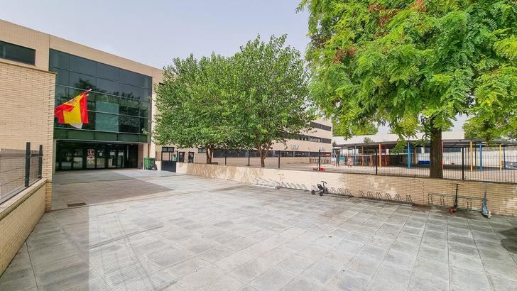 El Ayuntamiento de Yebes manifiesta serias preocupaciones ante el anuncio de actuaciones no autorizadas que la Junta de Castilla-La Mancha quiere acometer en el CEIP Jocelyn Bell