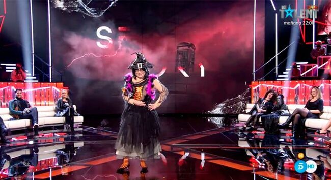 Jorge Javier Vázquez se viste de bruja en la noche de Halloween : 