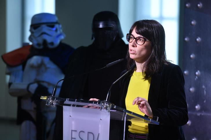 La juventud española, cada vez más tecnológica y menos 'fiestera'