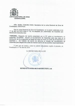 La Junta Electoral obliga a Salinas a retirar el programa de las fiestas de mayo de Cabanillas por hacer propaganda