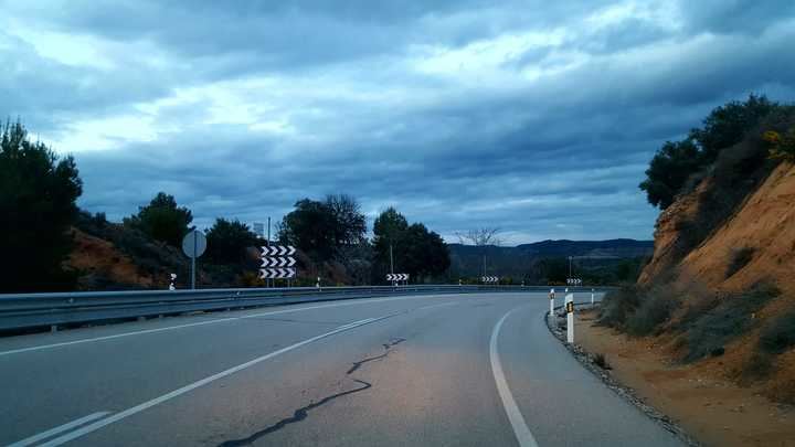 El Ayuntamiento de Pareja denuncia el estado de la N-204 por la reiteración de accidentes