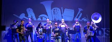 Concierto KLANDESTINOS en Iriepal