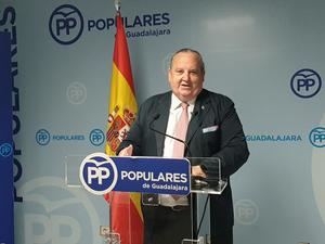 González Lamola advierte que la gestión de Page, con su negativa a bajar impuestos, nos hace más pobres a los castellano-manchegos