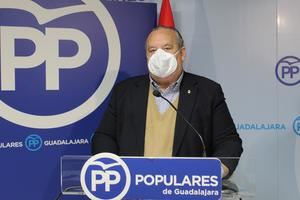 Lamola subraya el modelo de libertad de Ayuso frente al del PSOE y Podemos que solo buscar prohibir y coartar las libertades a los ciudadanos