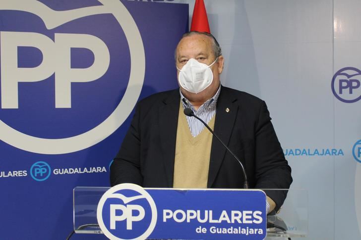 Lamola subraya el modelo de libertad de Ayuso frente al del PSOE y Podemos que solo buscar prohibir y coartar las libertades a los ciudadanos