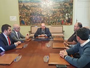 Latre firma dos convenios de colaboración de apoyo al Basket Azuqueca y al Guadalajara Basket