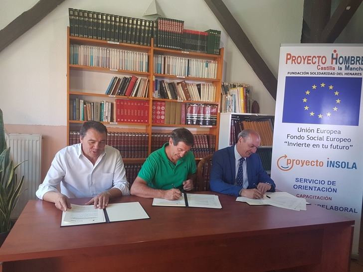 José Manuel Latre destaca el apoyo a las personas que lo necesitan a través del convenio con Proyecto Hombre