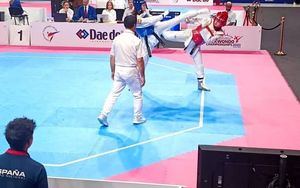 La guadalajareña Lena Moreno se corona campeona de Europa junior de taekwondo