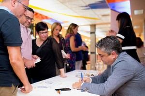 Isaac M. Hernández Álvarez presenta "Ganadores", el libro para ganar elecciones municipales