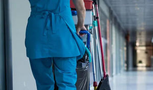 Adjudicado a Ilunion el servicio de limpieza de las dependencias municipales de Guadalajara para los próximos tres años