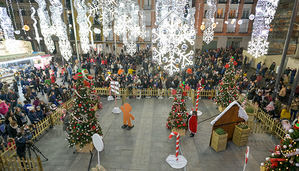 M&#225;s de 1,4 millones de leds iluminan la ciudad para &#8220;disfrutar y consumir en una Guadalajara que es capital de la Navidad&#8221;