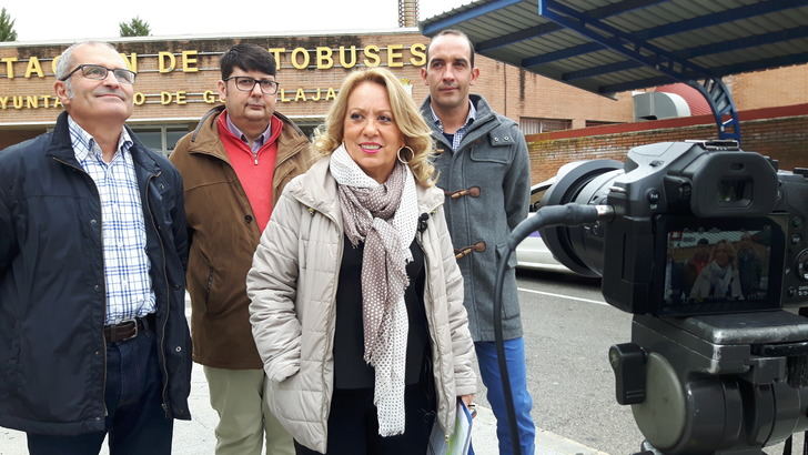 Page deja sin autobuses a los vecinos de Azuqueca que necesitan transporte público para ir al Hospital de Guadalajara