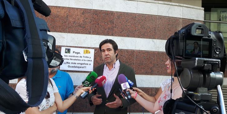 Robisco exige a Page “que se lleve a su casa los residuos nucleares de Trillo y Zorita, por paralizar el ATC de Cuenca”