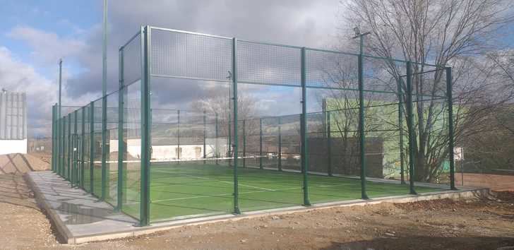 Nueva pista de pádel en Málaga del Fresno