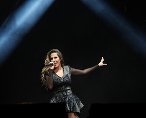 Malú pone voz y emoción a la recta final de las Ferias y Fiestas de Guadalajara