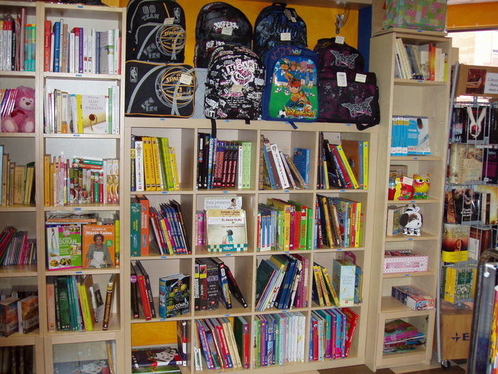 El Ayuntamiento de Yebes reparte los 30.000 euros de las ayudas al estudio entre 240 beneficiarios del municipio