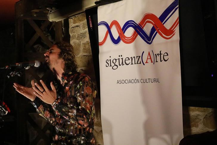 'El Mati' pone en pie a la Sigüenza más flamenca