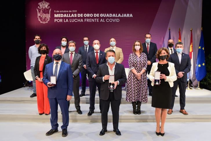 Guadalajara rinde un emotivo y merecido homenaje a las personas que resultaron ser clave en la lucha contra el coronavirus