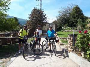 Los MediCid continúan con su aventura a golpe de pedal y tamboril