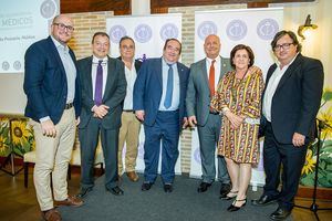 Emotivos recuerdos y muestras de compañerismo en la cena de la Profesión Médica en Guadalajara