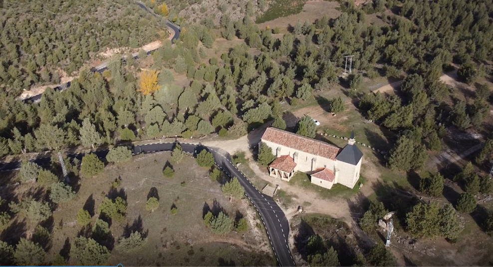 La Diputación invierte 240.000 en mejorar la carretera desde Tamajón a la intersección con la GU-186