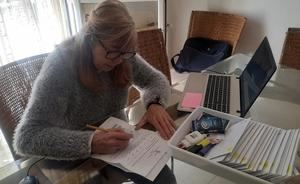 El programa Memoria a domicilio del Ayuntamiento sigue cuidando a los mayores aloveranos durante la pandemia