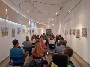 La presentación del libro Mentiras de la historia de España de María y Laura Lara clausura los actos de Semana del Libro en la Biblioteca de Alovera