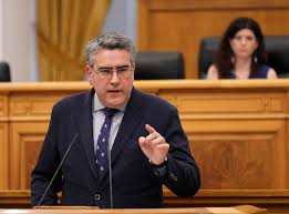 Tenemos 1.255 razones para pedir que las Cortes sigan abiertas