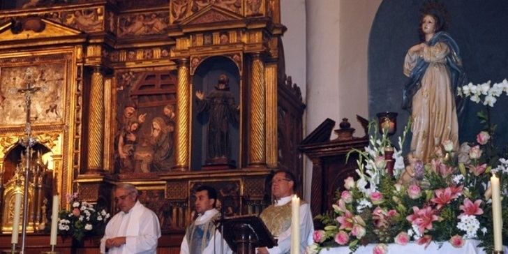 Vísperas de la Inmaculada en Molina : la misa de medianoche se adelanta a las siete de la tarde 