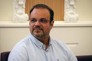 Mitad lobo, mitad cordero