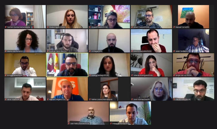 El Pleno del Ayuntamiento de Azuqueca aprueba la moción del 8 de Marzo con el voto en contra de Vox y una abstención del PP