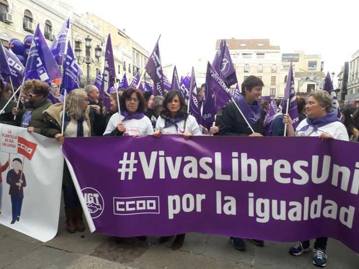 Más de 15.000 personas en CLM se unen a los paros y concentraciones de UGT y CCOO en el Día Internacional de la Mujer