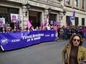 Más de 15.000 personas en CLM se unen a los paros y concentraciones de UGT y CCOO en el Día Internacional de la Mujer