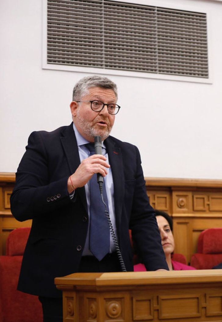 Redondo reclama a Page que exija a Sánchez una financiación justa para que la región no se vea perjudicada por las cesiones al independentismo