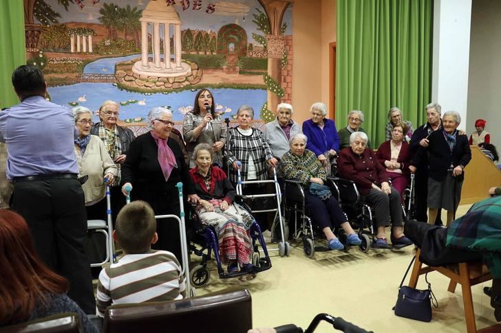 Festival de Navidad de las Parroquias de Sigüenza en la Residencia Saturnino López Novoa