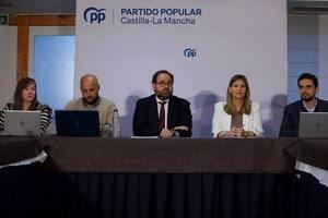 Núñez lamenta "la desidia del Gobierno de Page, que únicamente se dedica a lanzar titulares que no sirven para frenar los ataques de Sánchez a la región y al país"