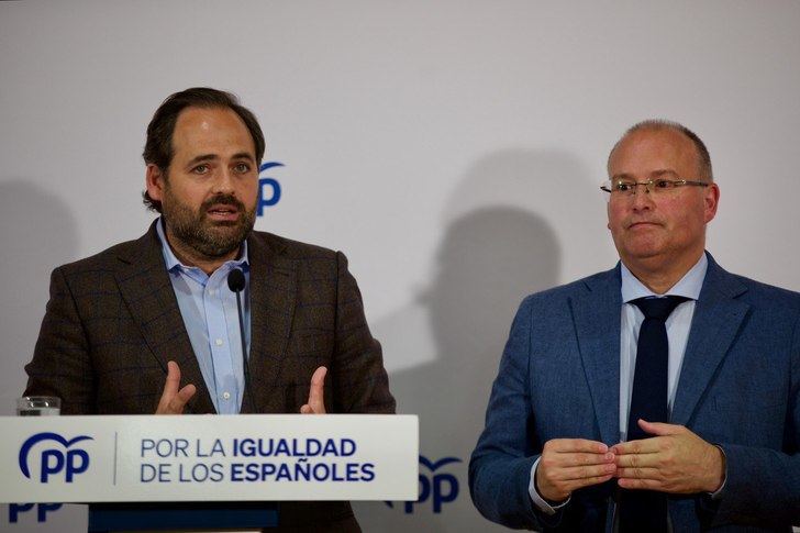 Núñez confirma en Guadalajara que los votos de Page siempre han sido para Sánchez y nunca para España lo que les convierte en las dos caras de la misma moneda