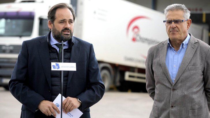 Núñez anuncia una ley para simplificar trabas burocráticas y atraer inversores a Castilla La Mancha