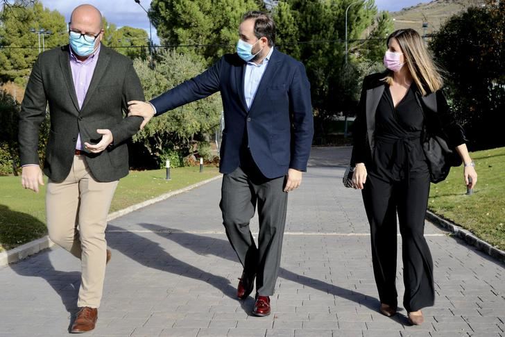 Núñez exige a Page que ejecute al cien por cien los fondos del Ministerio de Hacienda para ayudar a autónomos y pymes