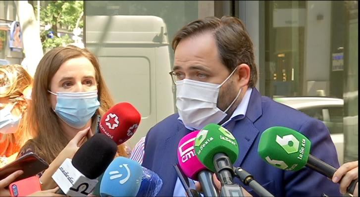 Paco Nuñez lamenta que Page haya faltado al respeto a los maestros, a las personas mayores, a los médicos e incluso a los fallecidos por la pandemia