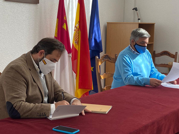 Paco Núñez reclama en Tamajón a Page la puesta en marcha de un Programa de Turismo 2030 para aunar la capacidad de desarrollo turístico de Castilla-La Mancha